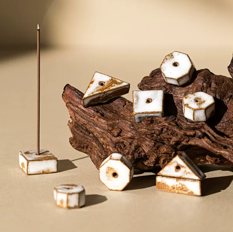 The Art of Incense: How Ceramic Incense Holders Create Peaceful Moments at Home